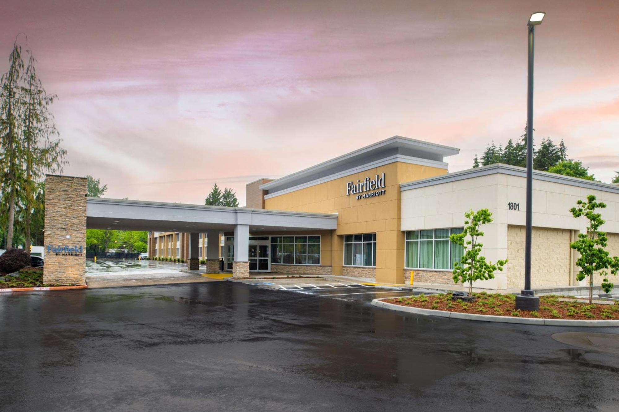 Holiday Inn Seattle-Issaquah Exterior foto